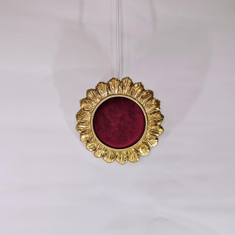 Baroque Velvet Frame